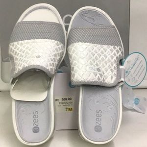 BZEES light feel wedge slip on sandals